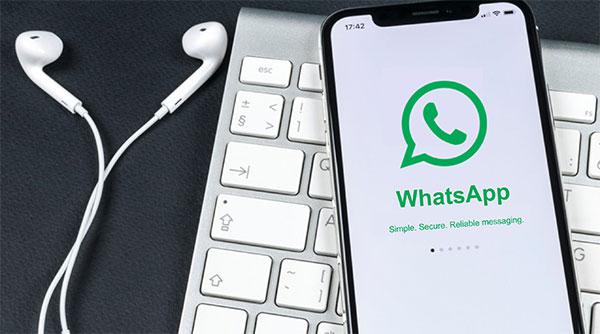 Как восстановить историю чатов WhatsApp и медиафайлы